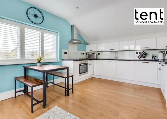 Best Hotels Near Royal Holloway University, Egham