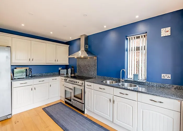 Best Hotels at Picturesque Runswick Bay