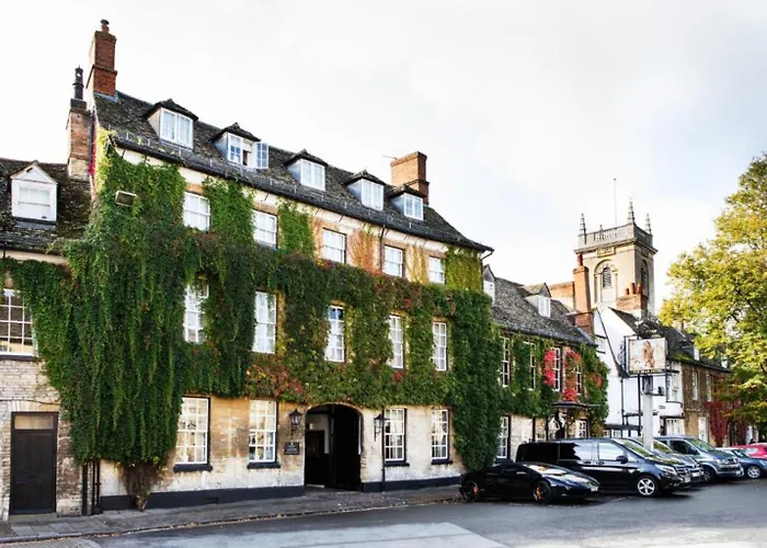 Discover the Best Hotels Woodstock Oxford for Your Comfortable Stay