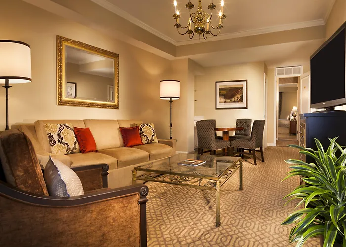 Discover the Best New Orleans Hotels with Jacuzzi in Room for Ultimate Comfort