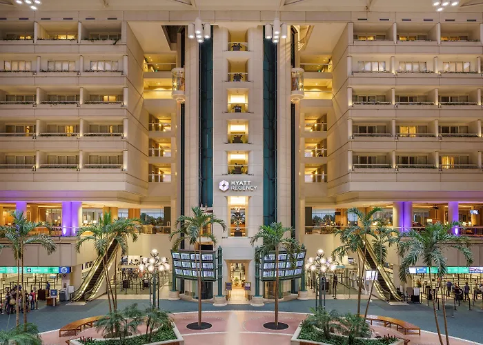 Discover the Best Airport Hotels in Orlando for Every Traveler