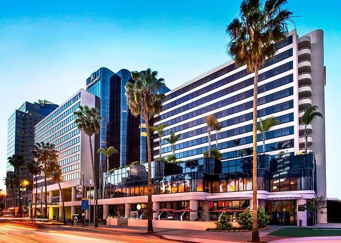 Discover the Best Hotels Near Cal State Long Beach