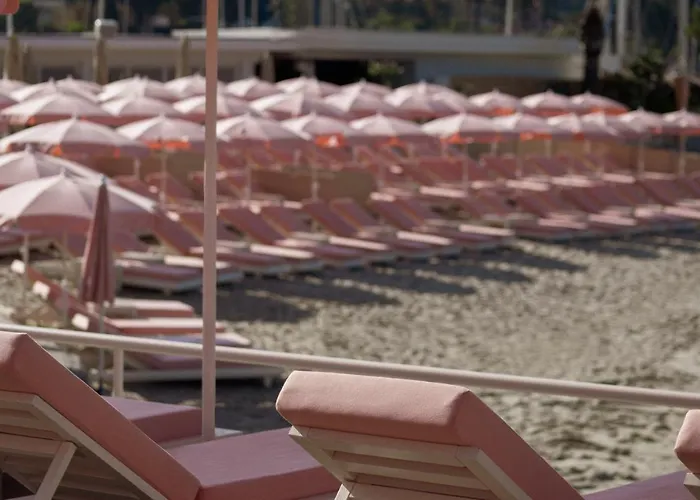 Explorez les superbes hôtels Juan-les-Pins