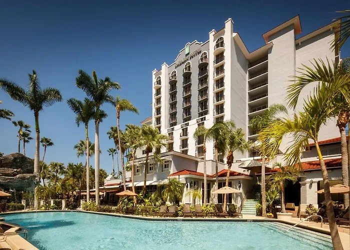 Explore the Best Hotels Near Fort Lauderdale Airport Offering Shuttle Service