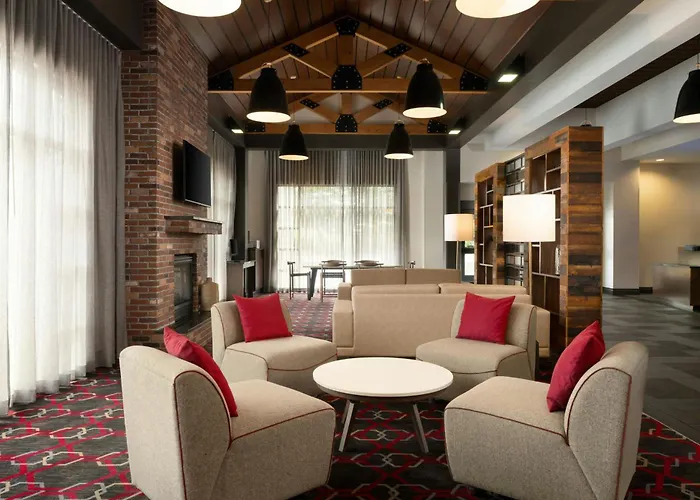 Top Hotels Near I-75 in Chattanooga
