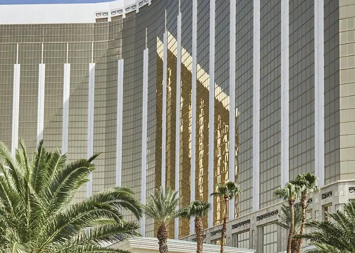 Explore Top-Rated Best 5 Star Hotels in Las Vegas