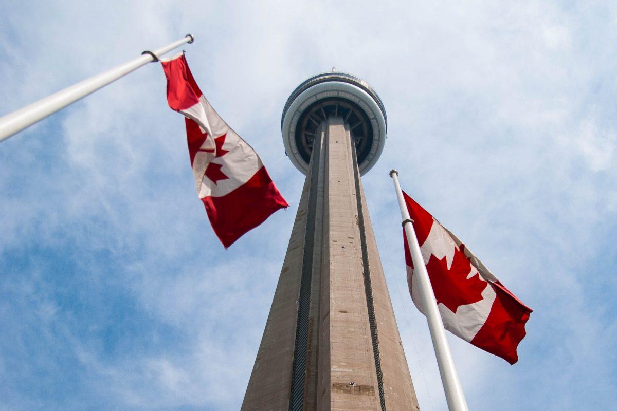 At 553 meters tall, the Canadian National Tower (CN Tower) is the landmark of Toronto, Canada - © James Camel / franks-travelbox